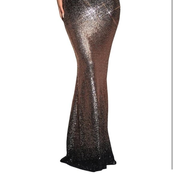 Full Length Sequin Gown - Picture 7 of 15